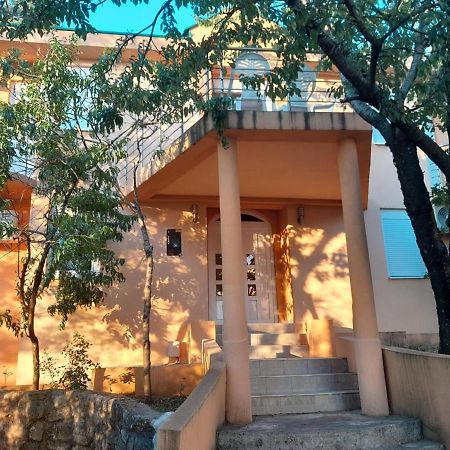 Apartmani Mia Rada 布德瓦 外观 照片