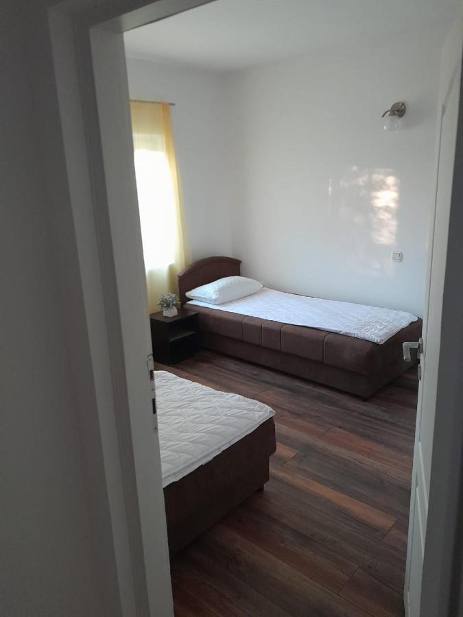 Apartmani Mia Rada 布德瓦 外观 照片